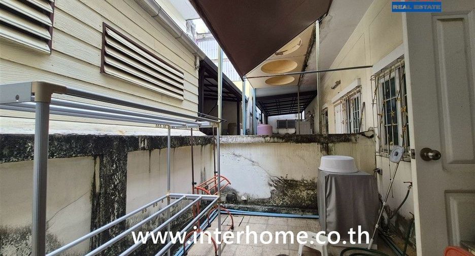 Casa adosada en venta de 3 habitaciones en Phasi Charoen, Bangkok
