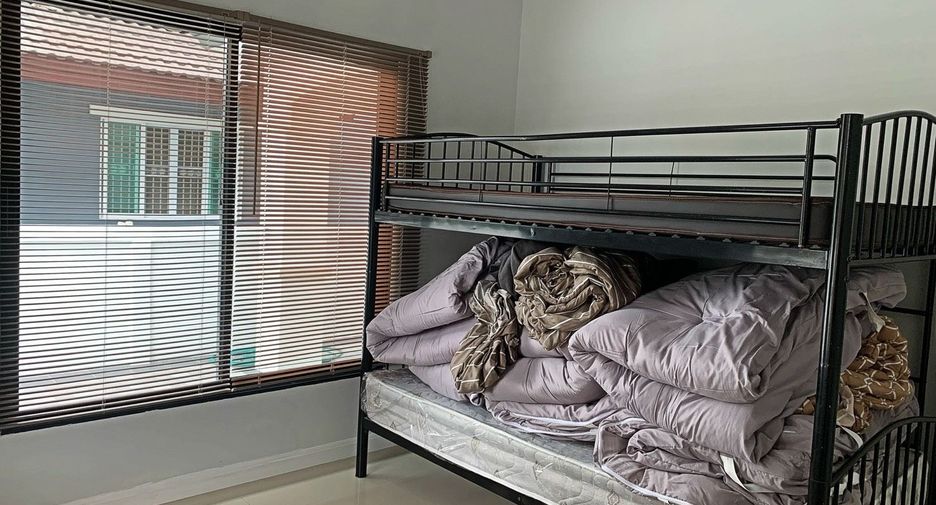 出租 和 出售 5 卧室 独立屋 在 Saraphi, Chiang Mai