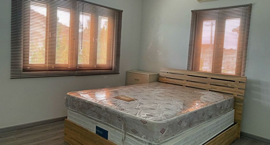 出租 和 出售 5 卧室 独立屋 在 Saraphi, Chiang Mai