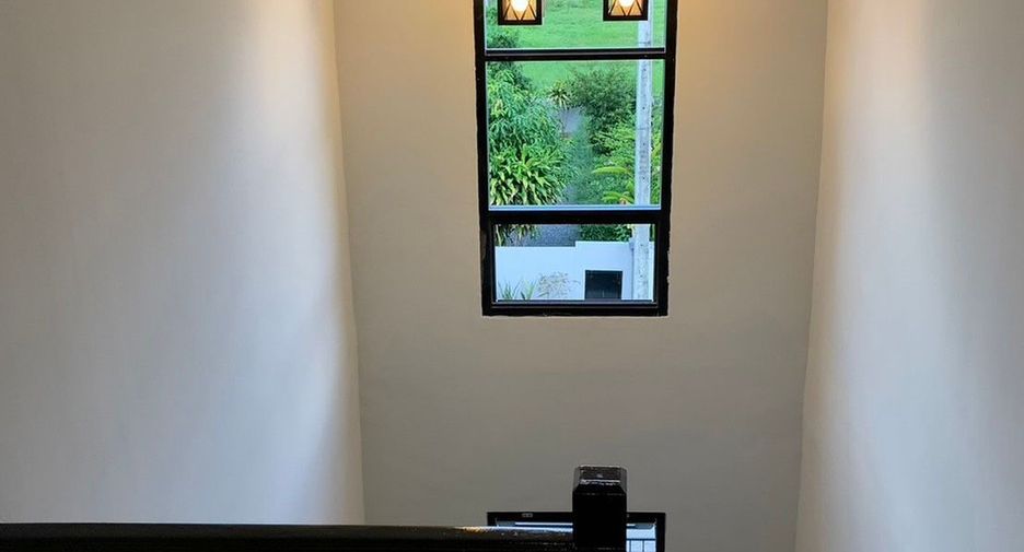出租 和 出售 5 卧室 独立屋 在 Saraphi, Chiang Mai
