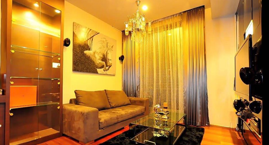 For rent 2 ベッドルーム condo in Watthana, Bangkok