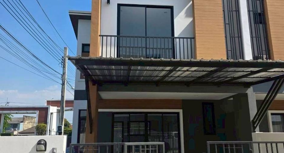 À louer 3 chambres condo à Khlong Luang, Pathum Thani