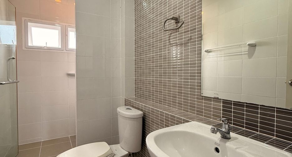 Haus zur Miete mit 3 Zimmer in Hang Dong, Chiang Mai
