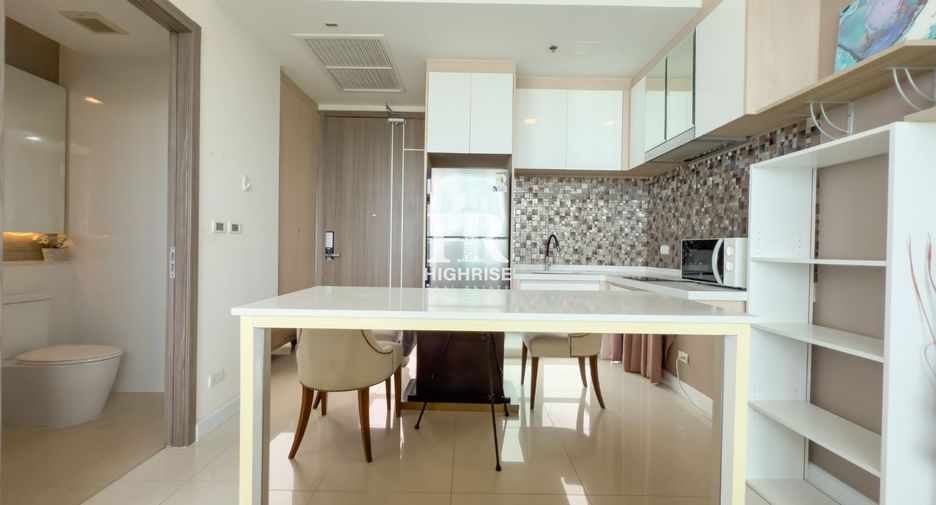 For rent 3 bedrooms condo in Bang Saray, Pattaya