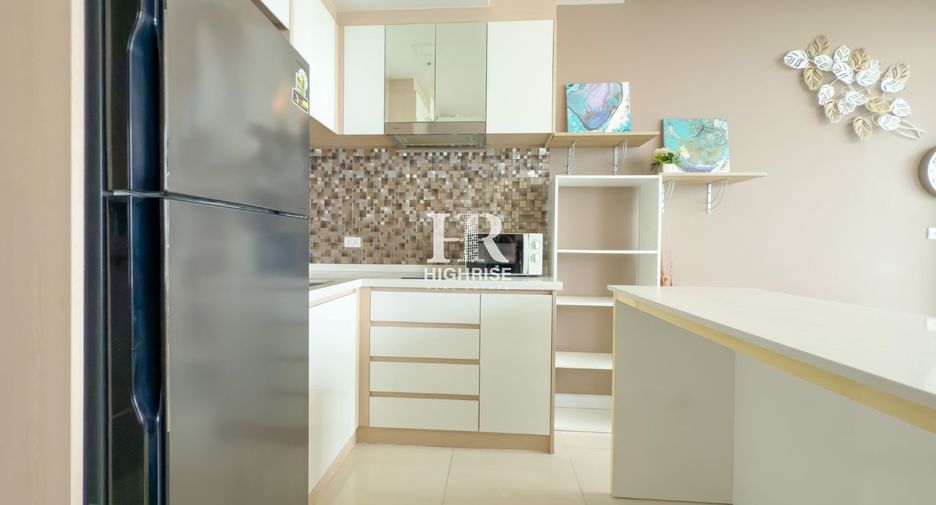 For rent 3 bedrooms condo in Bang Saray, Pattaya