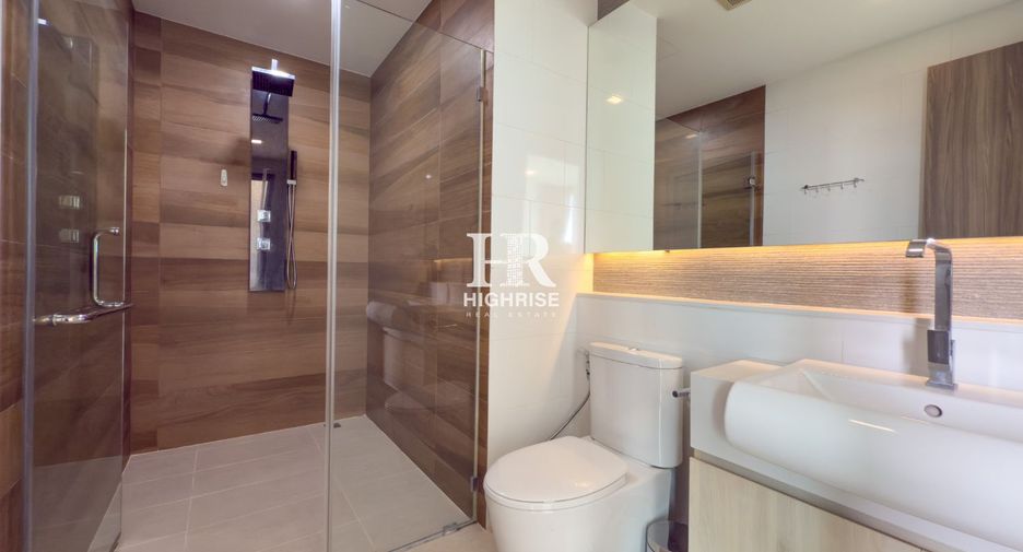 For rent 3 bedrooms condo in Bang Saray, Pattaya