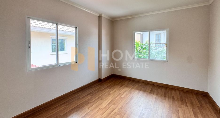 For sale 3 ベッドルーム house in Mueang Chon Buri, Chonburi