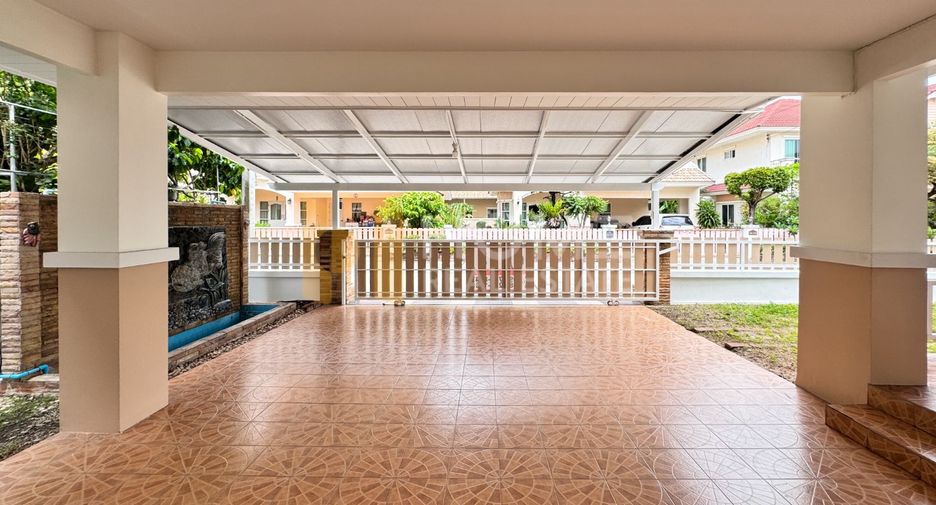 For sale 3 ベッドルーム house in Mueang Chon Buri, Chonburi