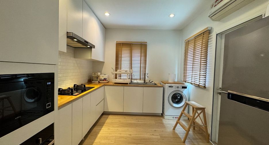 Casa en venta de 3 habitaciones en Suan Luang, Bangkok