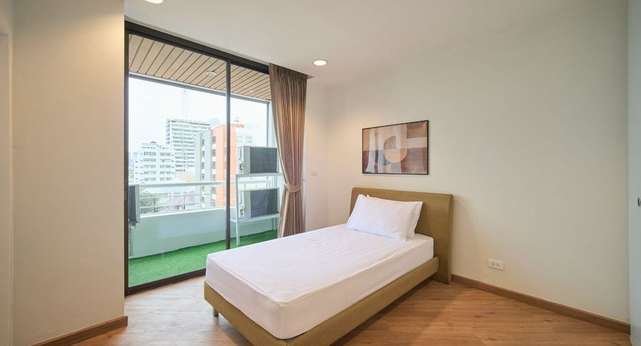 À louer 3 chambres condo à Chatuchak, Bangkok