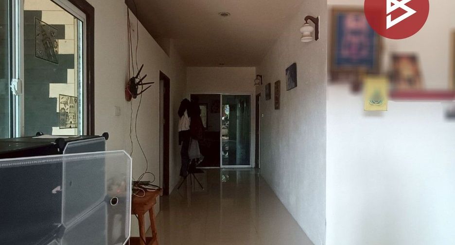 For sale 4 bedrooms house in Mueang Chanthaburi, Chanthaburi