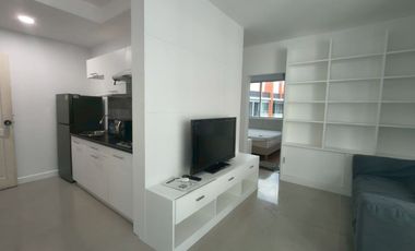 Wohnung zum Kauf mit 1 Zimmer in Bang Na, Bangkok