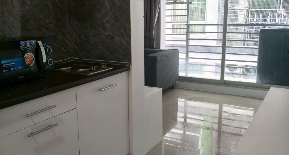 Wohnung zum Kauf mit 1 Zimmer in Bang Na, Bangkok