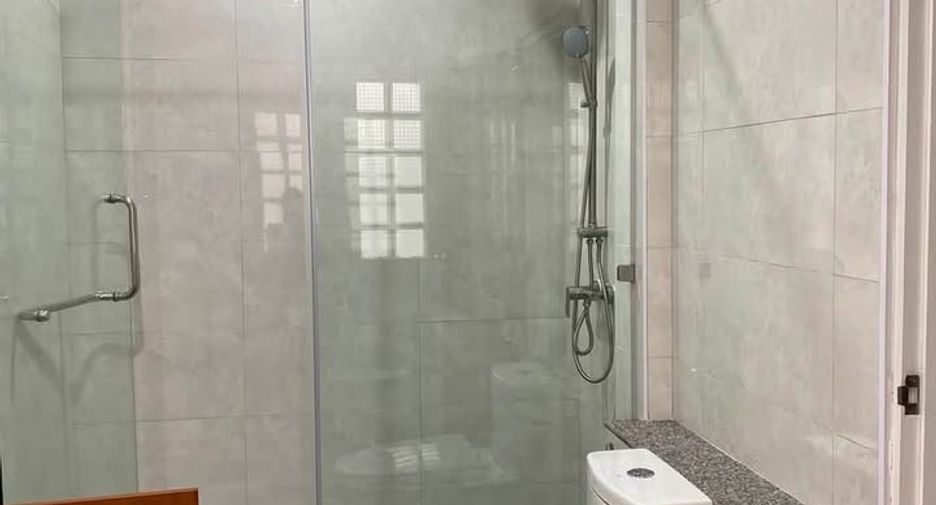 For rent 2 bedrooms house in Bang Lamung, Chonburi