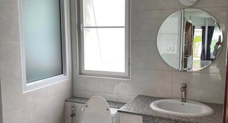 For rent 2 bedrooms house in Bang Lamung, Chonburi