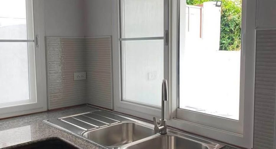 For rent 2 bedrooms house in Bang Lamung, Chonburi