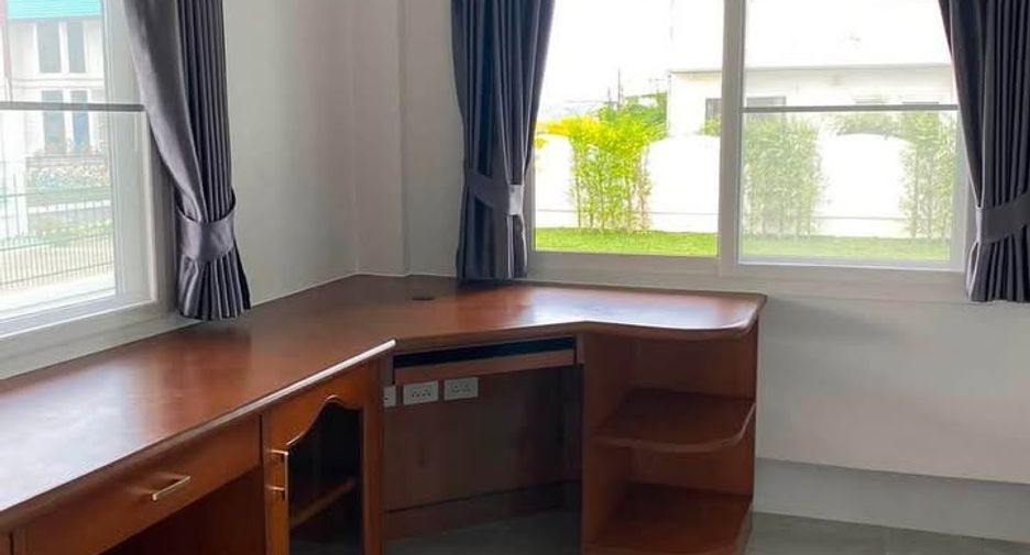For rent 2 bedrooms house in Bang Lamung, Chonburi