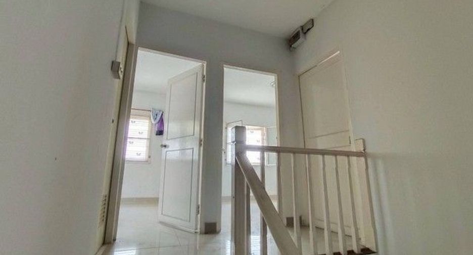 Продажа 3 спальни таунхаус в Khlong Luang, Патумтани