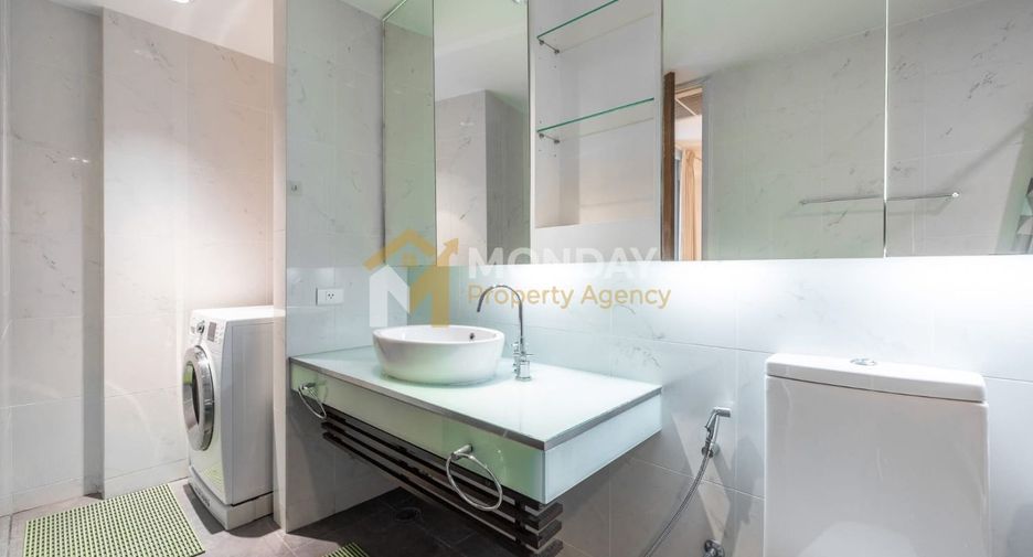 For sale 1 bed condo in Sathon, Bangkok