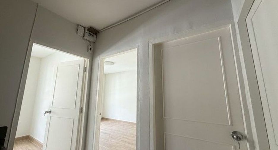 À vendre 3 chambres maison de ville à Bang Phli, Samut Prakan