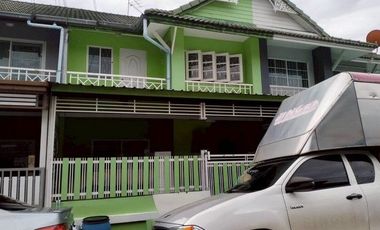 À vendre 3 chambres maison de ville à Bang Phli, Samut Prakan
