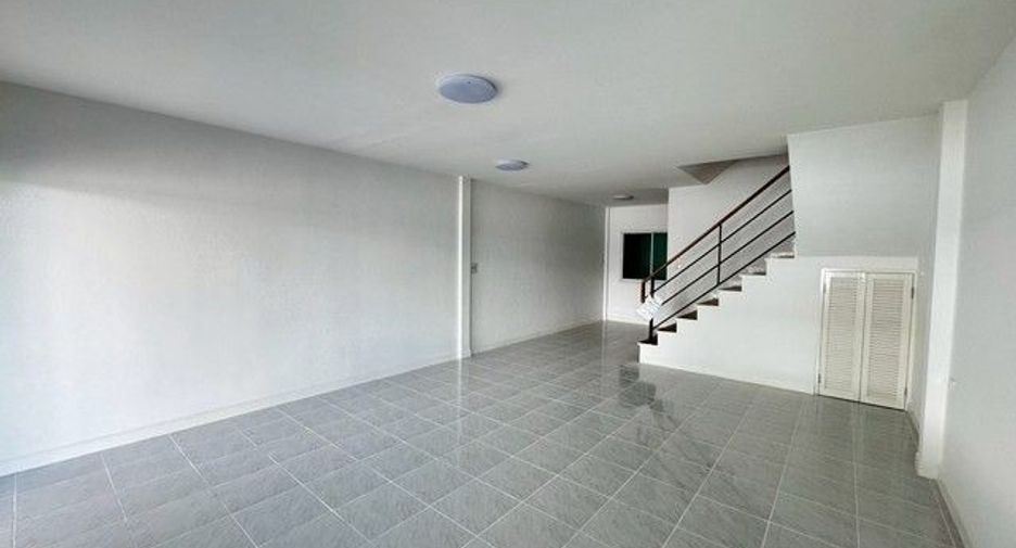 For sale 2 ベッドルーム townhouse in Thalang, Phuket