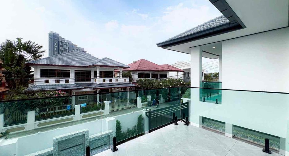 出售 5 卧室 别墅 在 Jomtien, 芭提雅