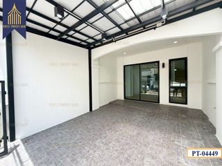 For sale 4 bedrooms townhouse in Pak Kret, Nonthaburi