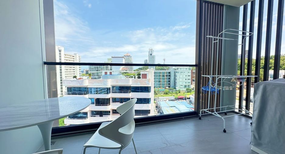 For rent 2 bedrooms condo in Bang Lamung, Chonburi