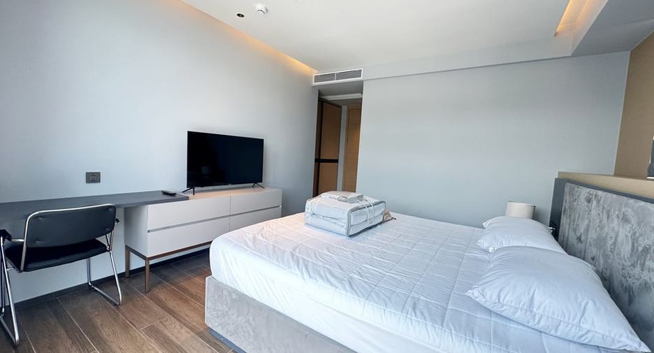 For rent 2 bedrooms condo in Bang Lamung, Chonburi