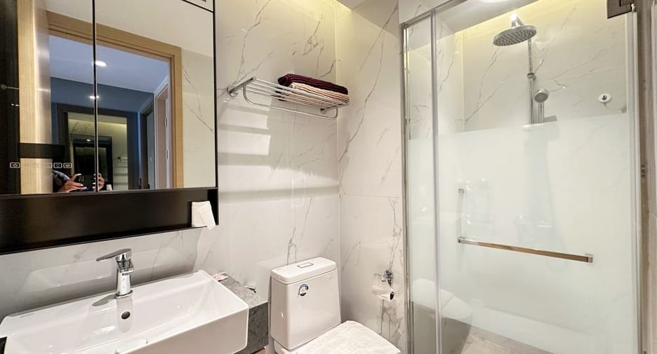 For rent 2 bedrooms condo in Bang Lamung, Chonburi