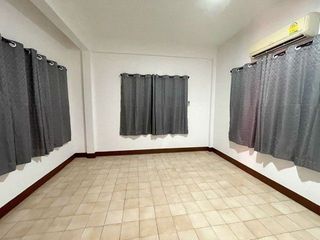 À louer 3 chambres maison à Bang Bua Thong, Nonthaburi