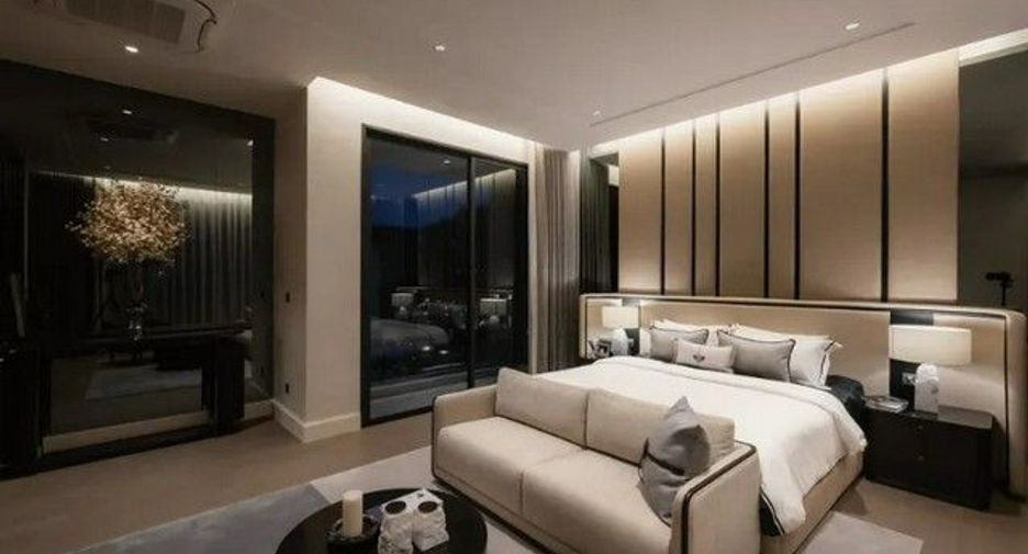 Casa en alquiler de 4 habitaciones en Taling Chan, Bangkok