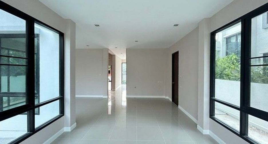 À vendre 3 chambres maison à Thanyaburi, Pathum Thani