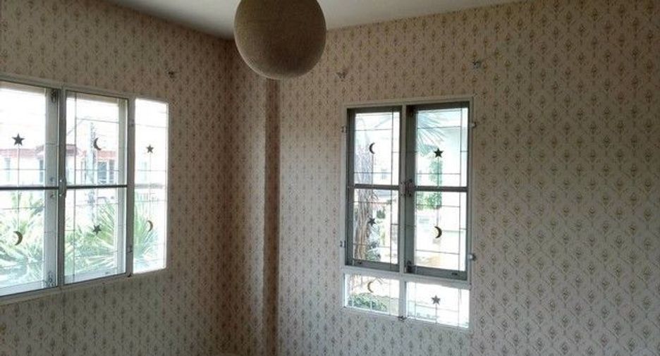 For sale 4 bedrooms house in Min Buri, Bangkok
