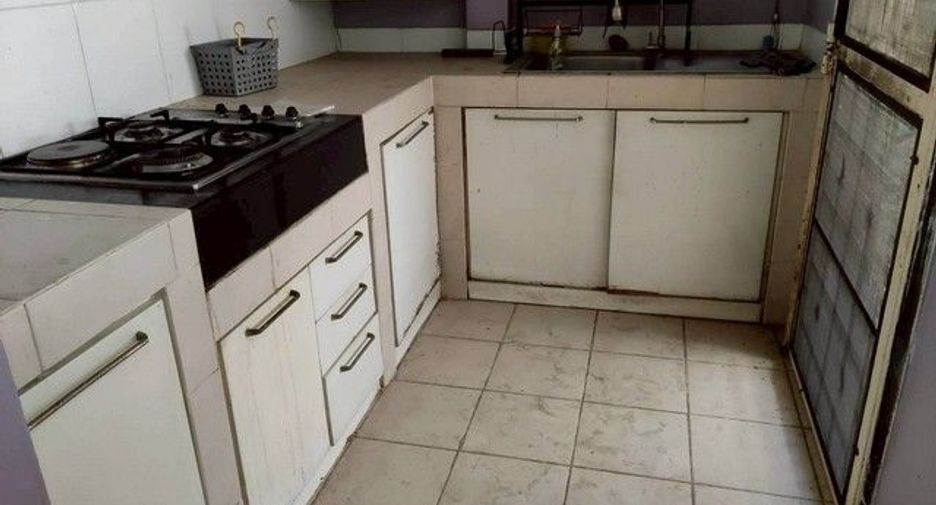 For sale 4 bedrooms house in Min Buri, Bangkok