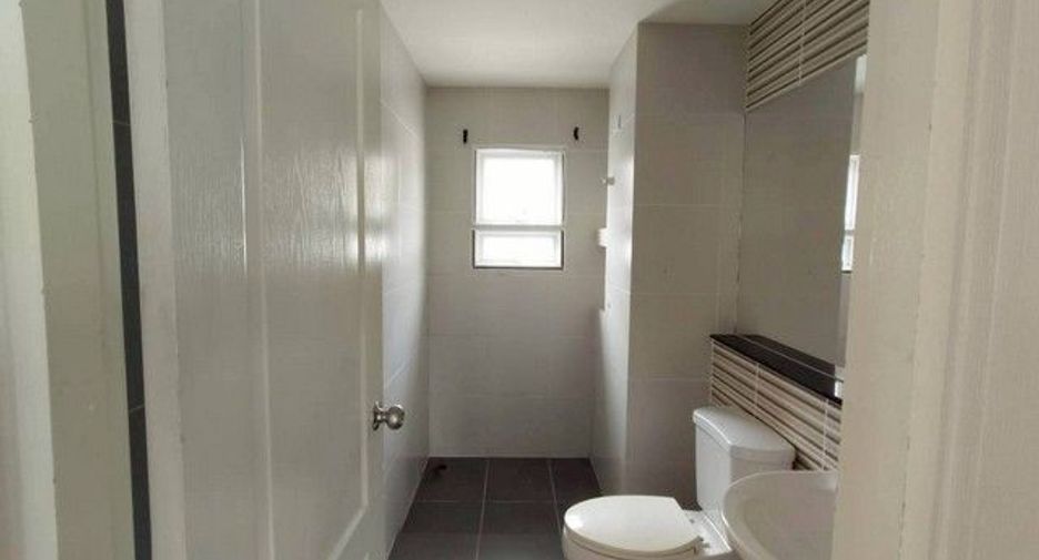 For sale 4 ベッドルーム house in Thanyaburi, Pathum Thani
