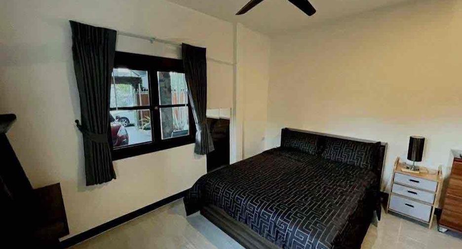 For rent 3 bedrooms villa in Bang Lamung, Chonburi