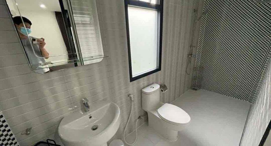 For rent 3 bedrooms villa in Bang Lamung, Chonburi