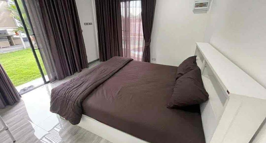 For rent 3 bedrooms villa in Bang Lamung, Chonburi