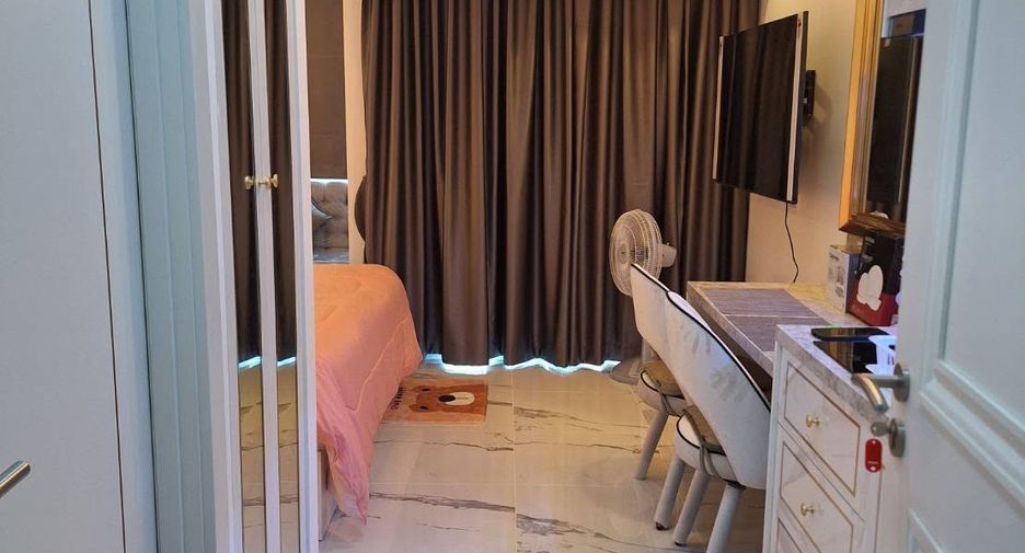 For rent studio condo in Jomtien, Pattaya