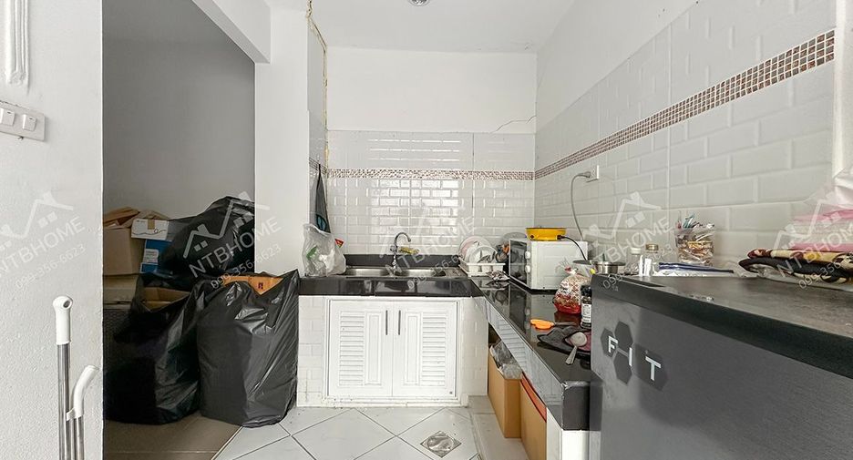 For sale 3 ベッドルーム townhouse in Bang Bua Thong, Nonthaburi