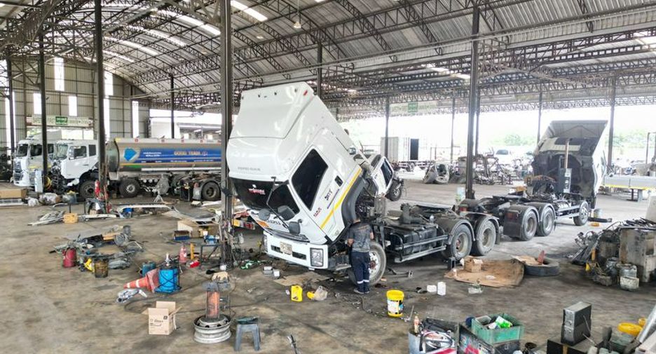 Terreno en venta en Ban Bueng, Chonburi