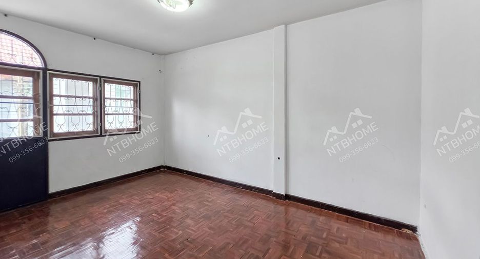 For rent and for sale 3 bedrooms townhouse in Mueang Nonthaburi, Nonthaburi