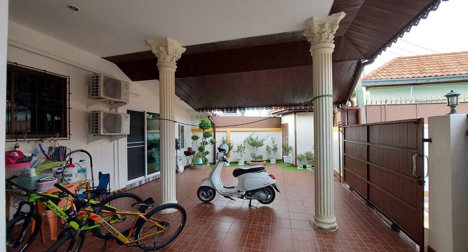 Haus zum Kauf mit 3 Zimmer in Bang Lamung, Chonburi