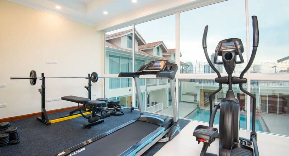 Hotel en alquiler de 23 habitaciones en Bang Lamung, Chonburi
