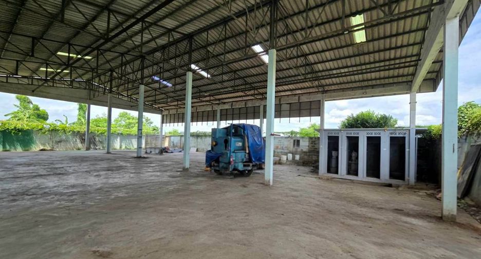 Terreno en alquiler y en venta en Sai Noi, Nonthaburi