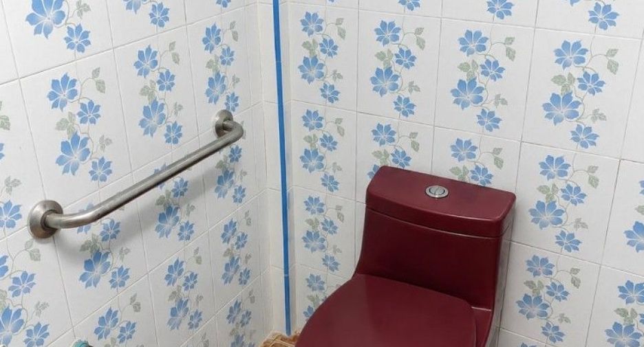 For sale 2 ベッドルーム house in Phatthana Nikhom, Lopburi