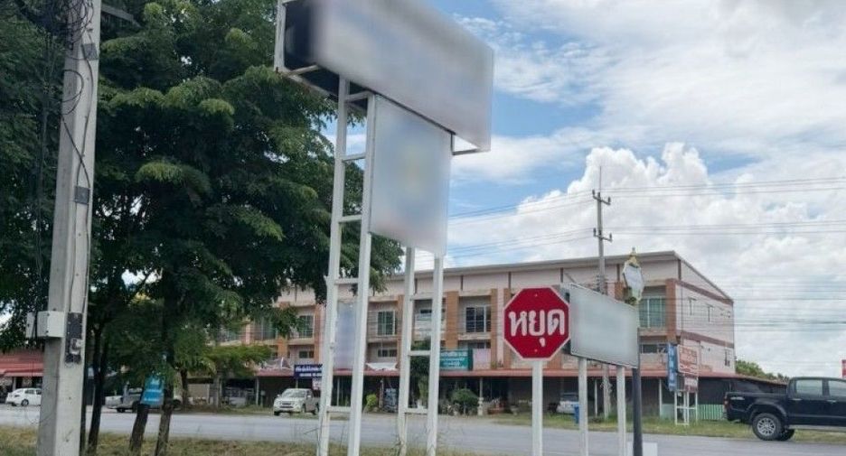 For sale 2 ベッドルーム house in Phatthana Nikhom, Lopburi