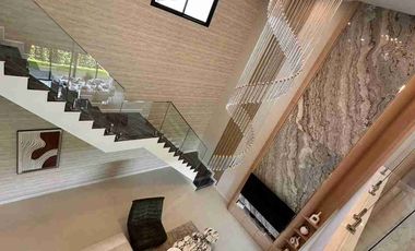 For sale 5 bedrooms villa in Huay Yai, Pattaya